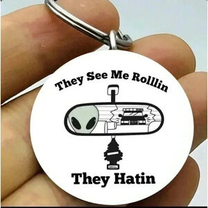 Alien Car Chasing Rear Mirror Hot Funny Cute Keychain